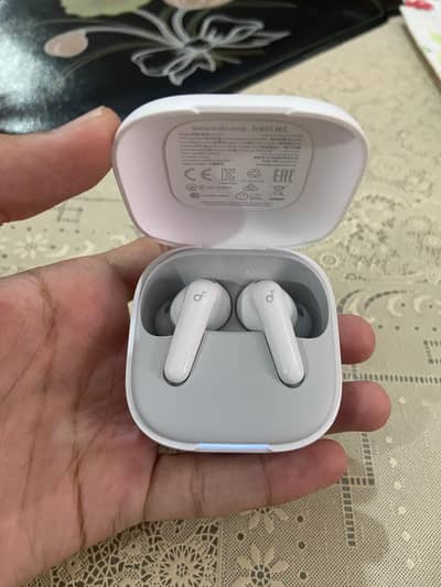 Soundcore R 60i NC earbuds used 1 month with box all accessories