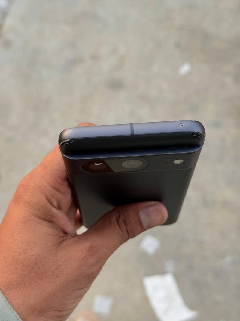 Google Pixel 8 1
