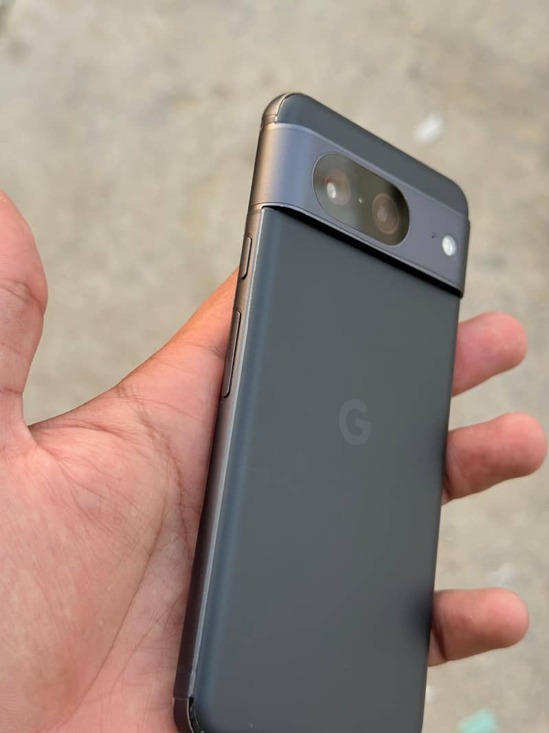 Google Pixel 8 5
