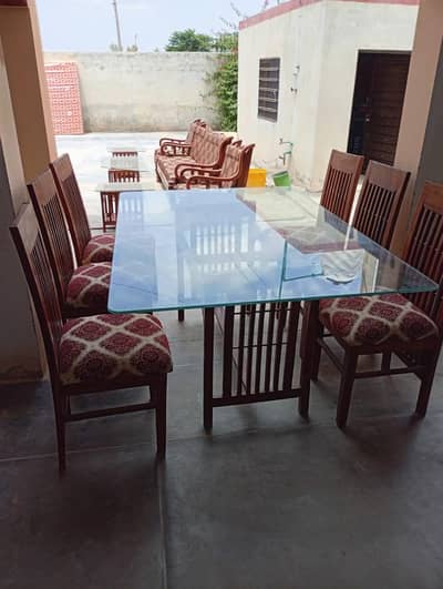 dinning table with 6 chairs for sale