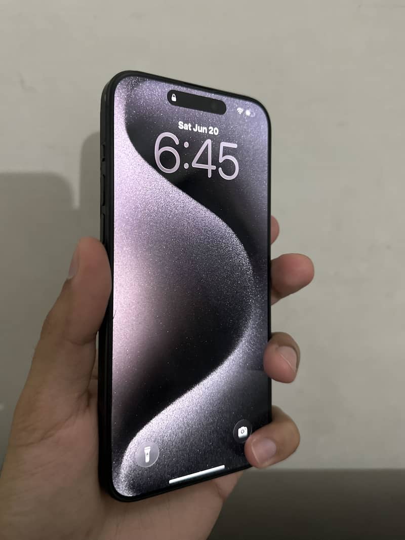 Iphone 15 Pro Max 1