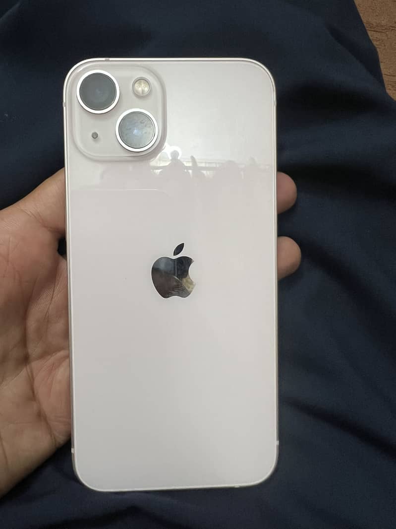 Apple iPhone 13 1