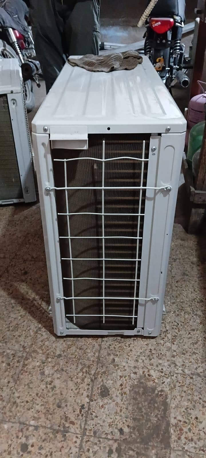 gree split ac 2 ton. 5