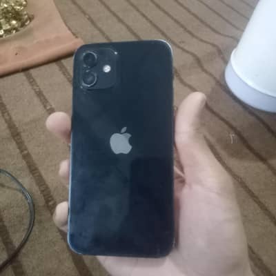 Apple iPhone 12