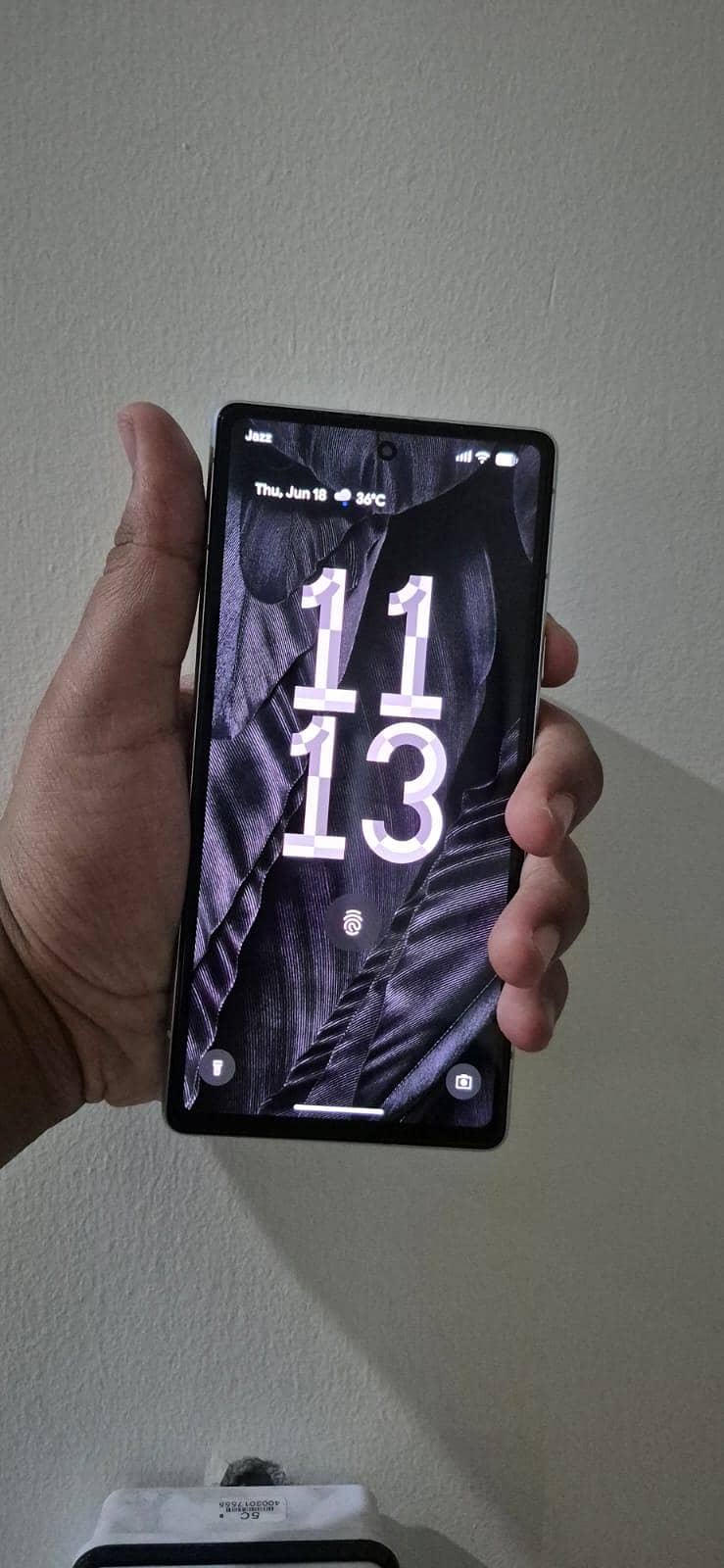 Google Pixel 7a 5