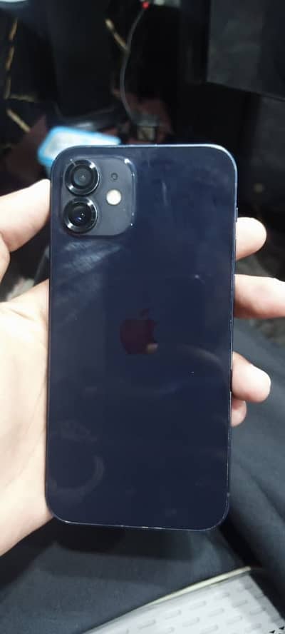 Apple iPhone 12