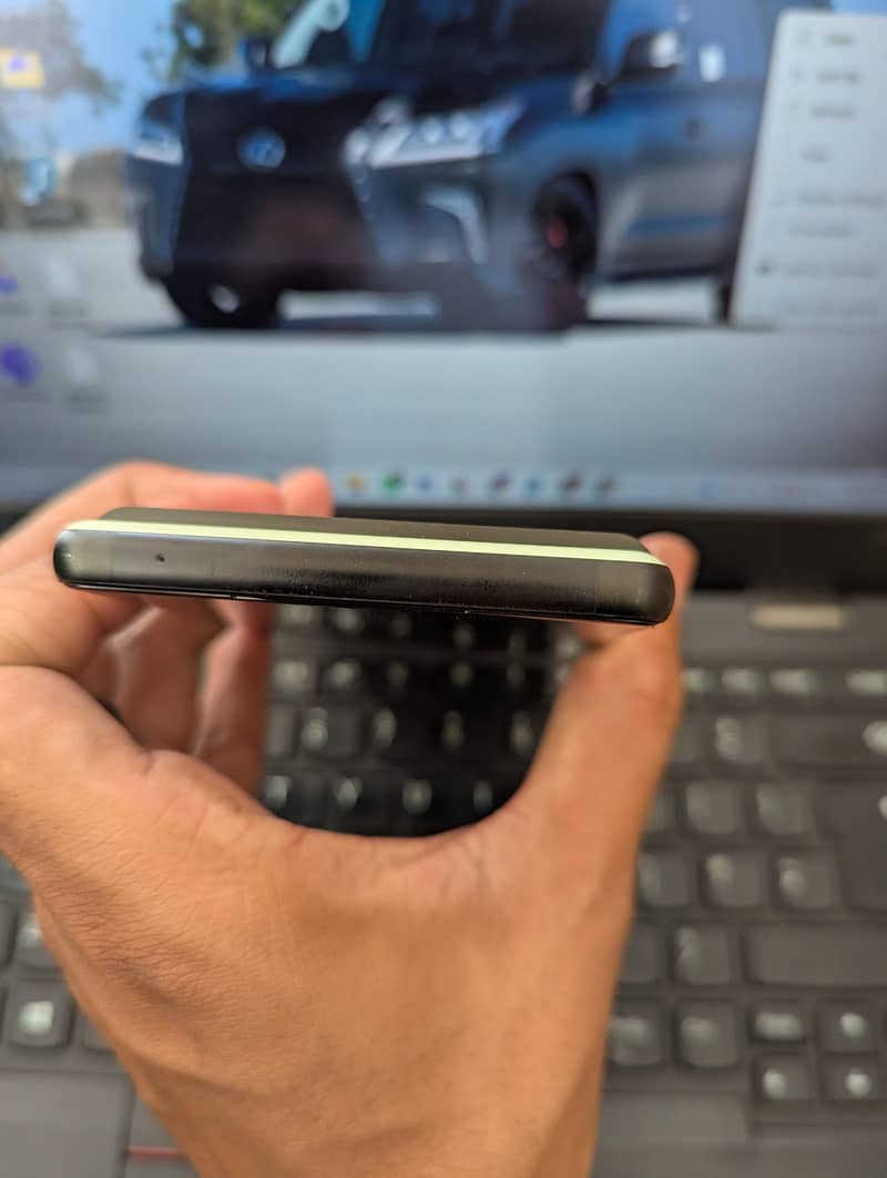 Google Pixel 6 4
