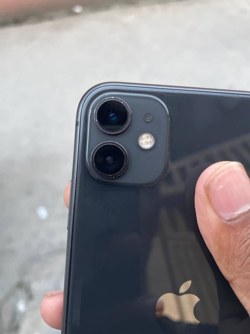 Apple iPhone 11 urgent sale 4