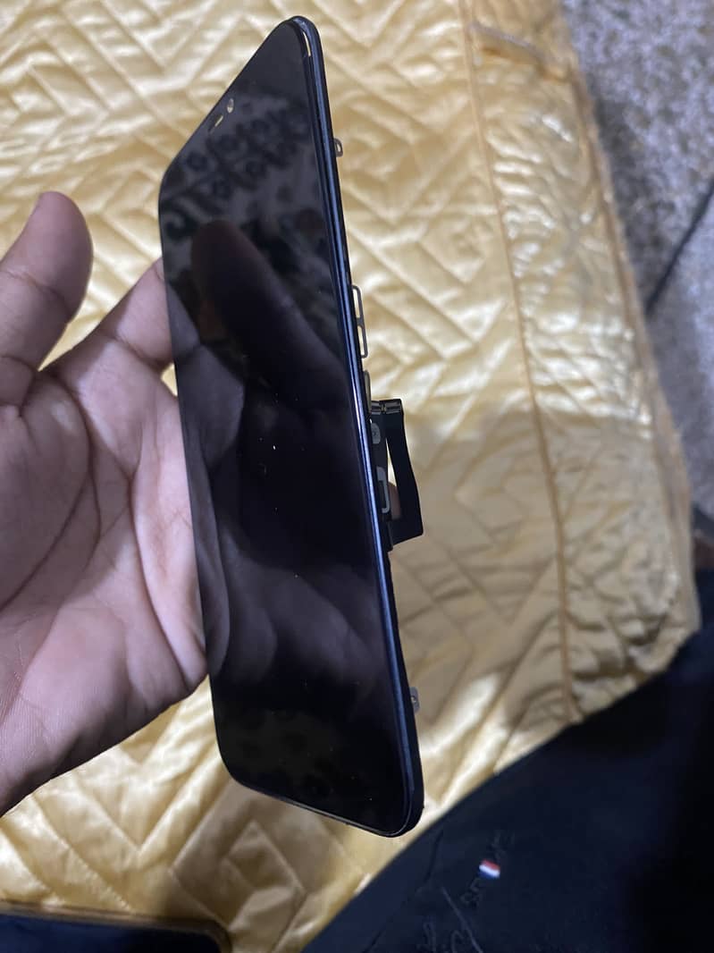 Apple iPhone 11 urgent sale 13