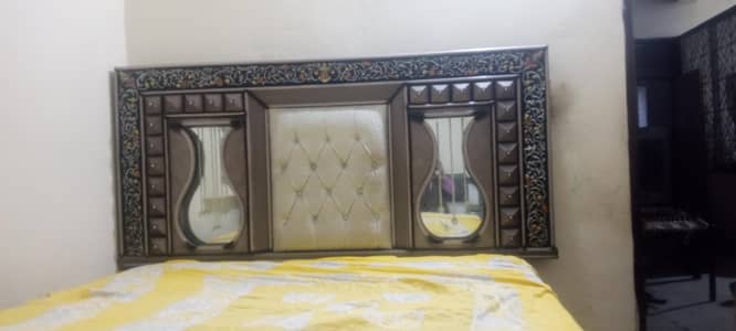 Big size bed and side tables for sale