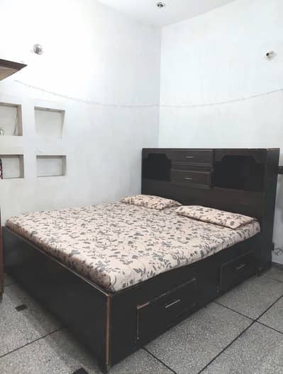 Queen Size Bed with Mattress