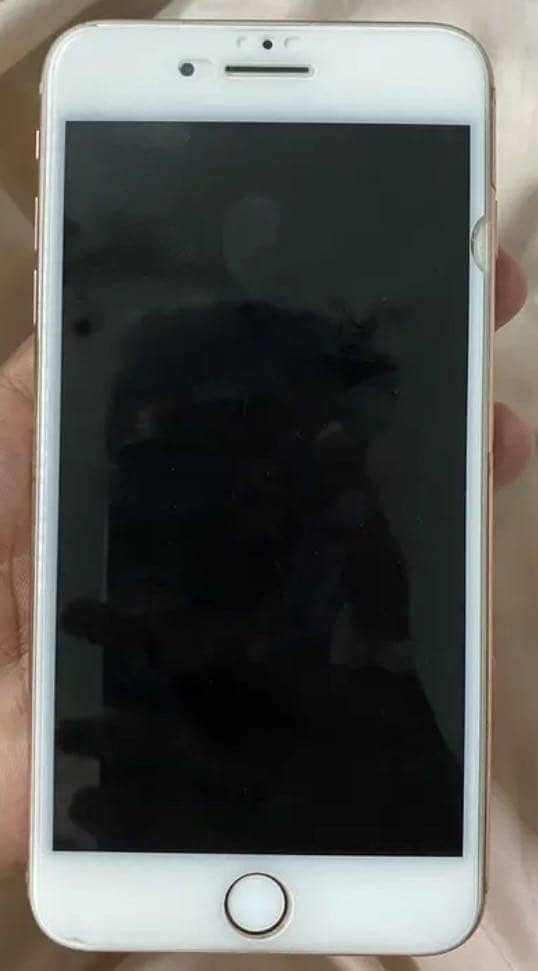 Apple iPhone 8 Plus 0