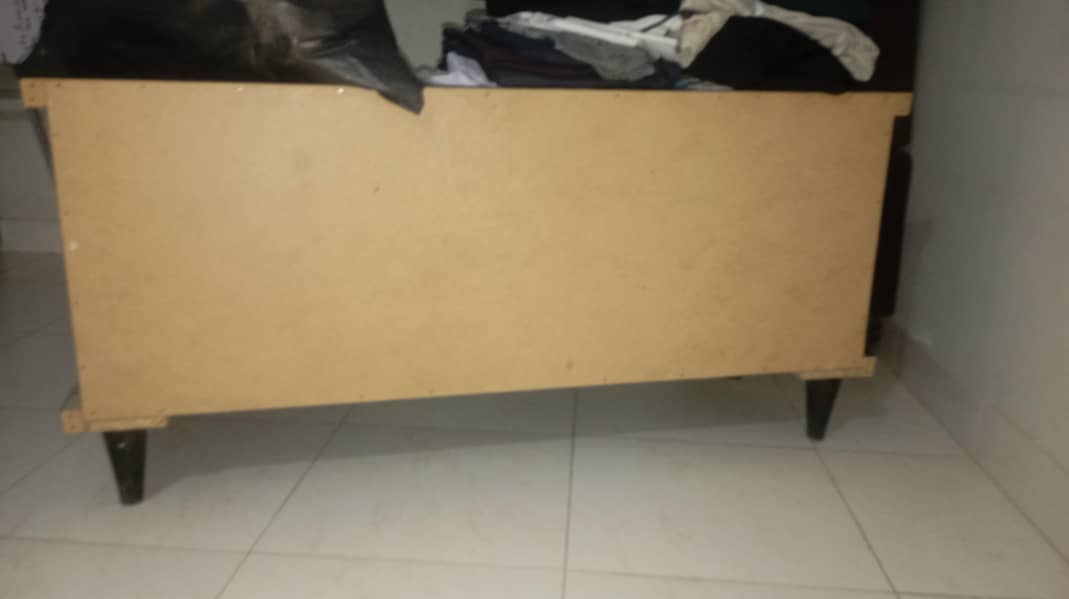 wardrobe 2