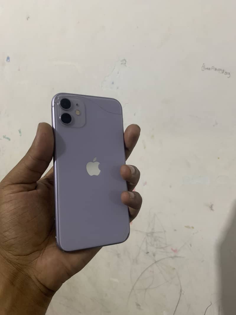Apple iPhone 11 6