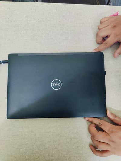 Dell (Latitude7490)