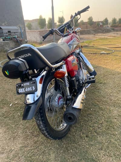 Hounda CG125 good condition 10/9 contact num 0315 7466485
