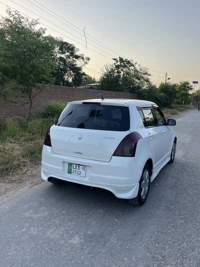 Suzuki Swift 2015