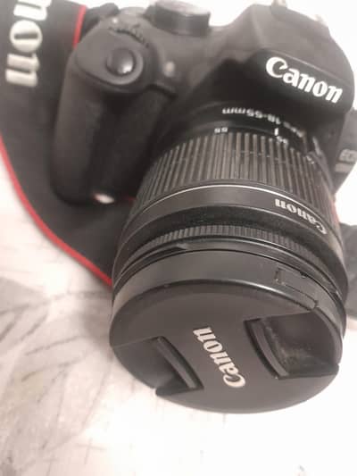 canon EOS 1200D