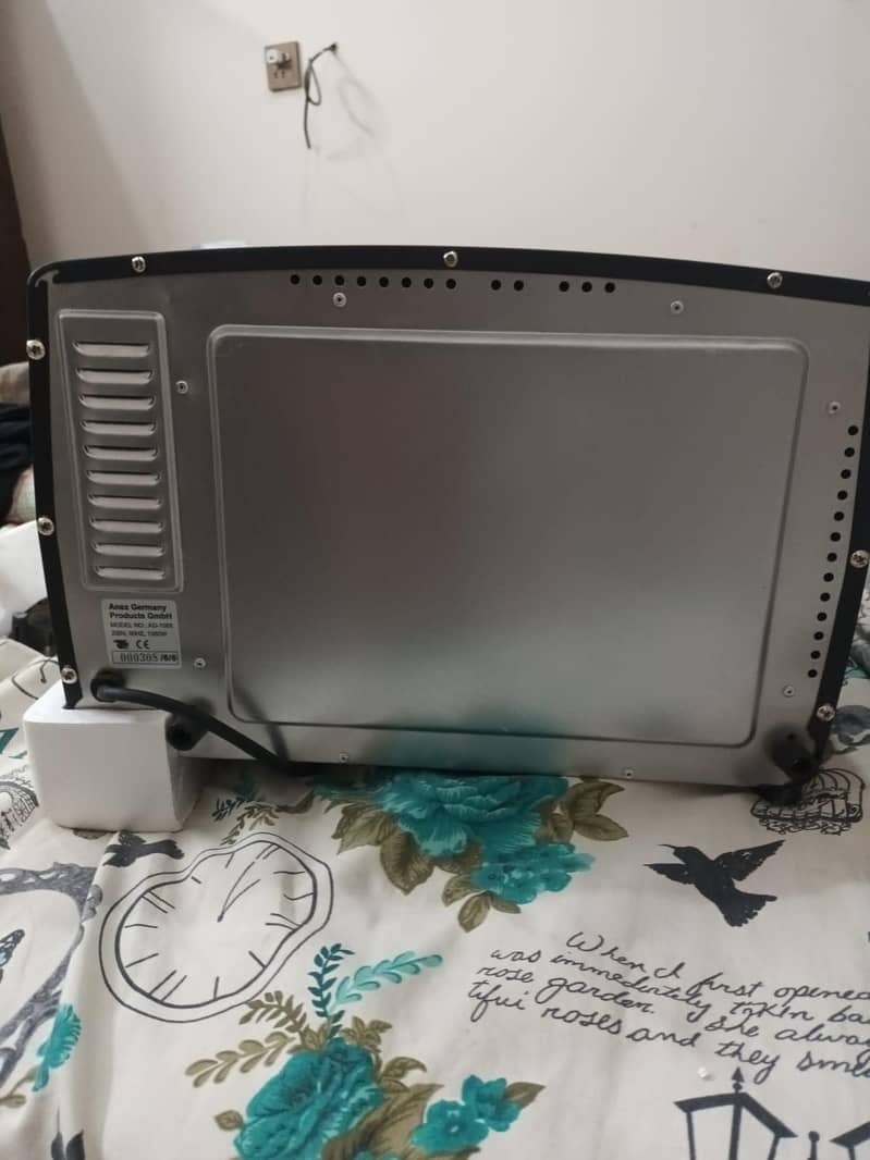 Oven. 1