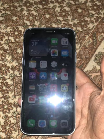 Apple iPhone XR convert 17 pro