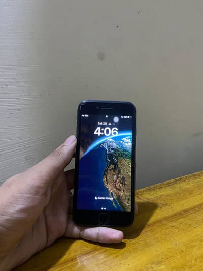 Apple iPhone 8