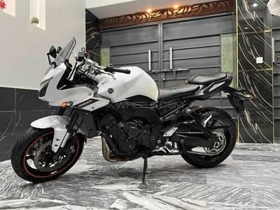 Yamaha Fazer 1000cc