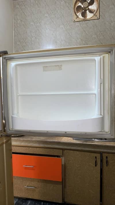 selling Pell Fridge