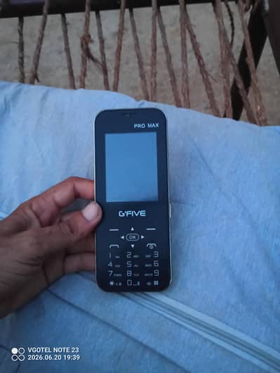 G Five Pro Max Keyboard Phone
