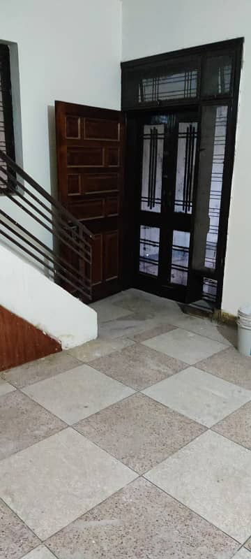 10 MARLA INDEPENDENT LOWER PROTION FOR RENT
