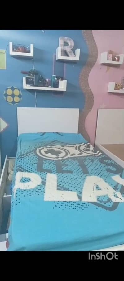 2 SINGLE BED 6 BY 3