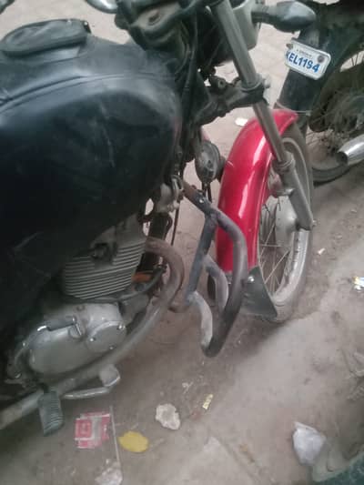 Suzuki 150 2016