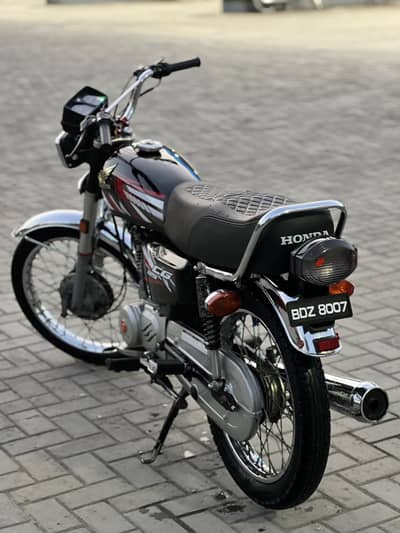 2021 Model almost new Honda 125