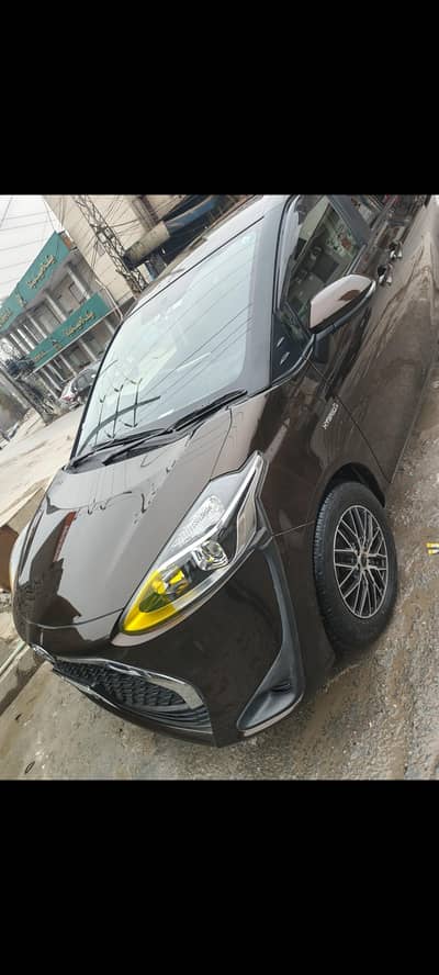 Toyota Sienta 2018
