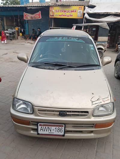 Daihatsu Cuore 2011