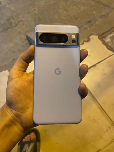 Google Pixel 8 Pro