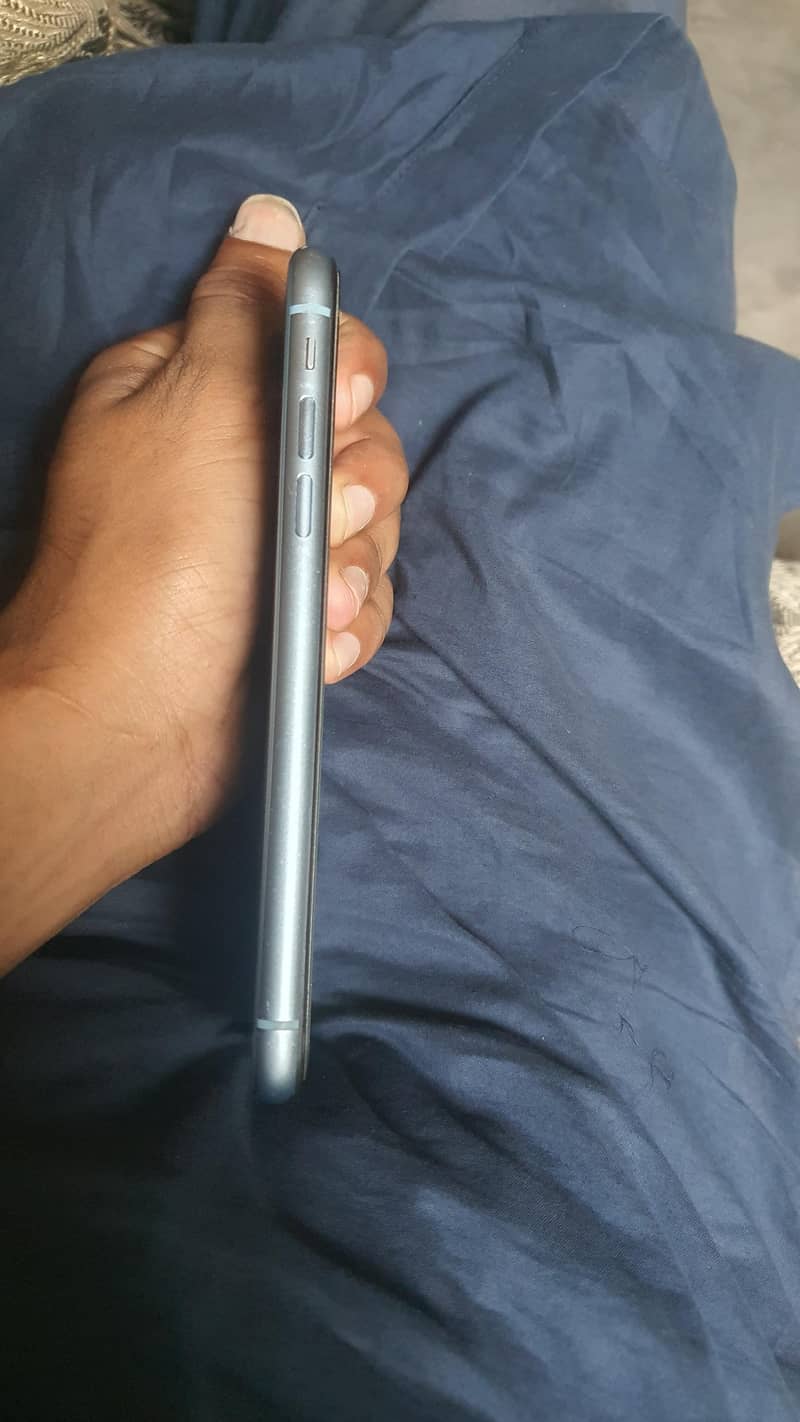 iPhone xr 1
