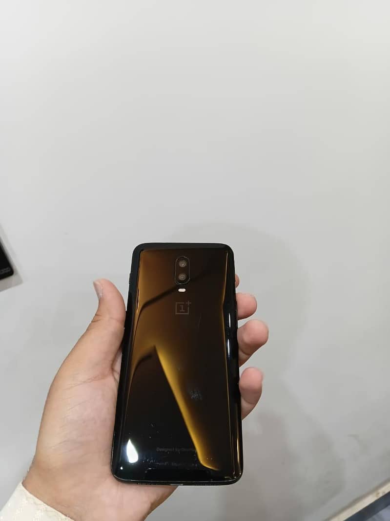 One Plus 6T 1