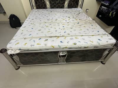 King size iron bed with mattress