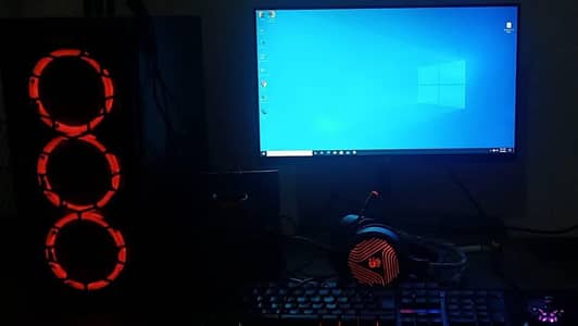 this pc for sale with 24 inches lcd border less