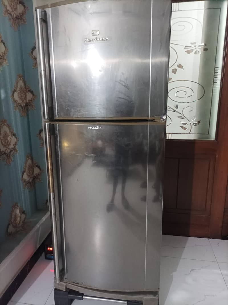 Dawlance Medium Size Fridge 1