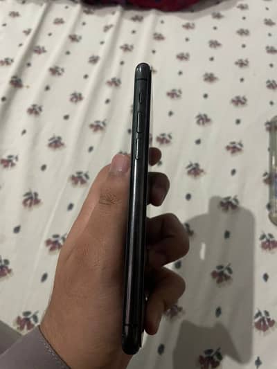 Apple iPhone 11 Pro
