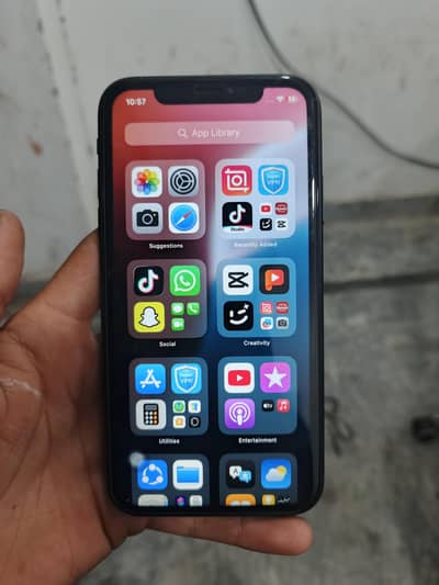 Apple iPhone XR