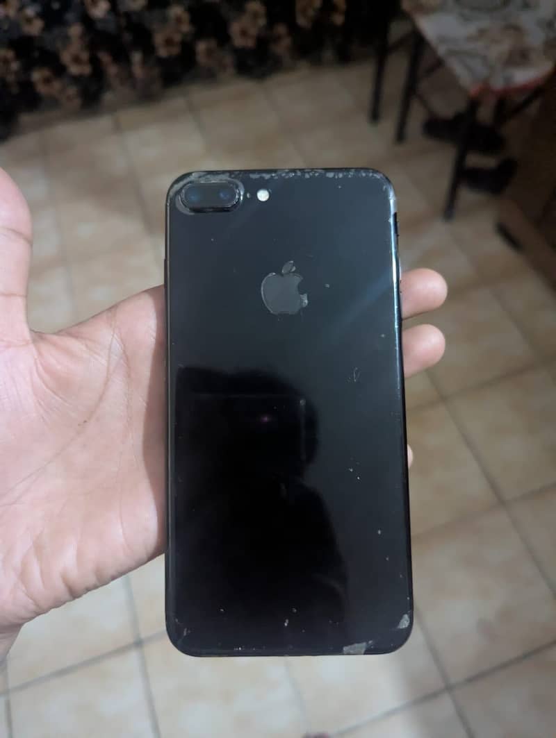 Apple iPhone 7 Plus 3