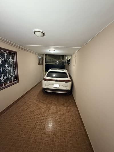 10 Marla Ground Floor Two Bed, DD, TV Lounge, Car Porch CIVIL LINES