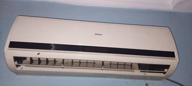Ac use kam howa hai gas wagera hai chalne mai b ok hai