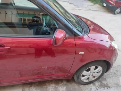 Suzuki Swift DLX 2012 (First Owner) – For Sale