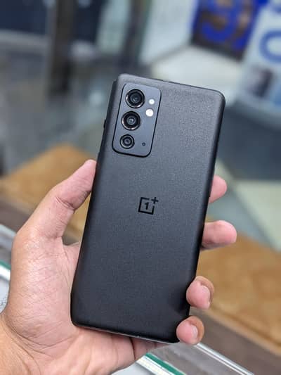 One Plus 9RT