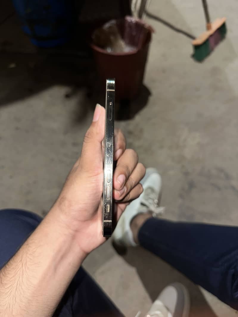 iPhone 12pro 1