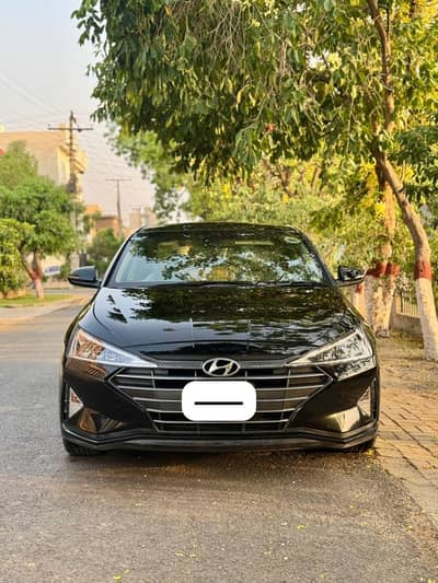 Hyundai Elantra 2022