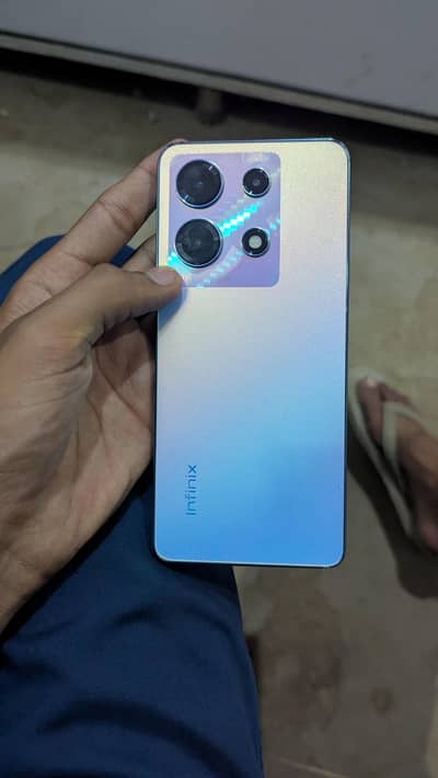 Infinix Note 30